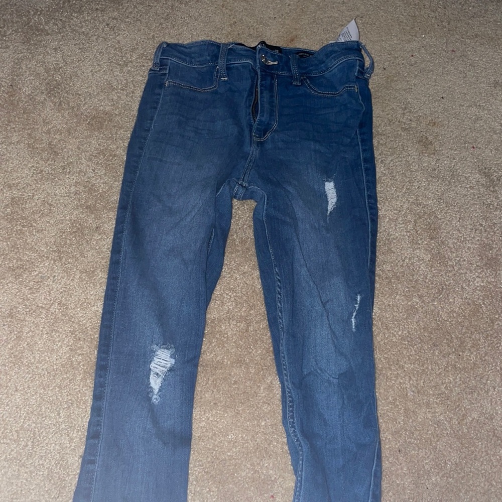 Cute Hollister Skinny Jeans !